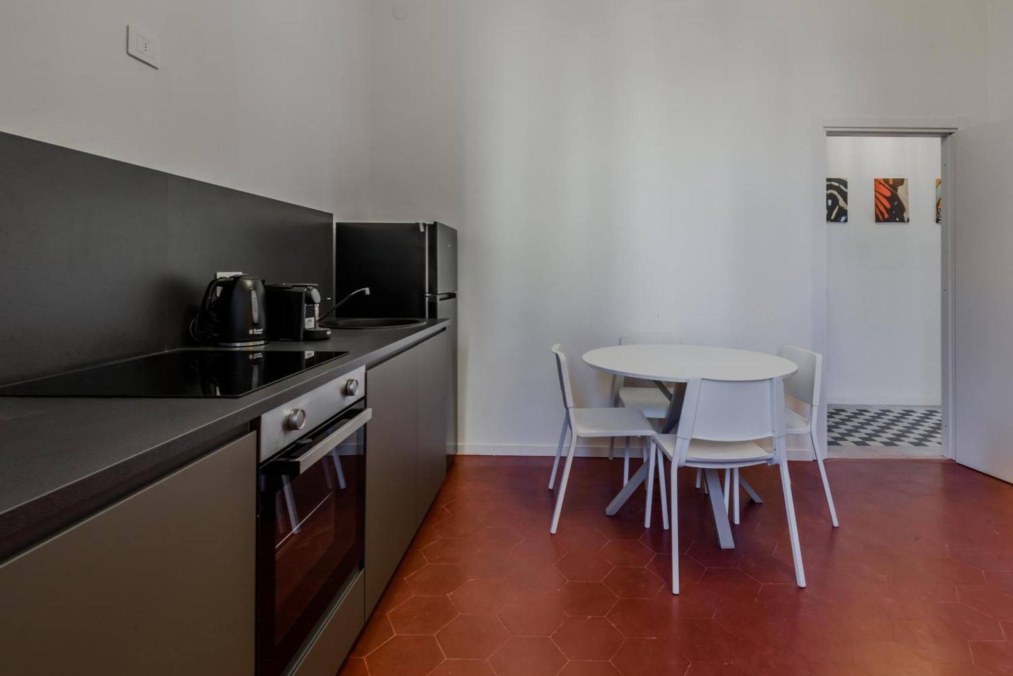 New And Functional Apartments Near The Metro Milano Eksteriør billede